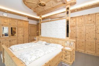 Zirbenschlafzimmer